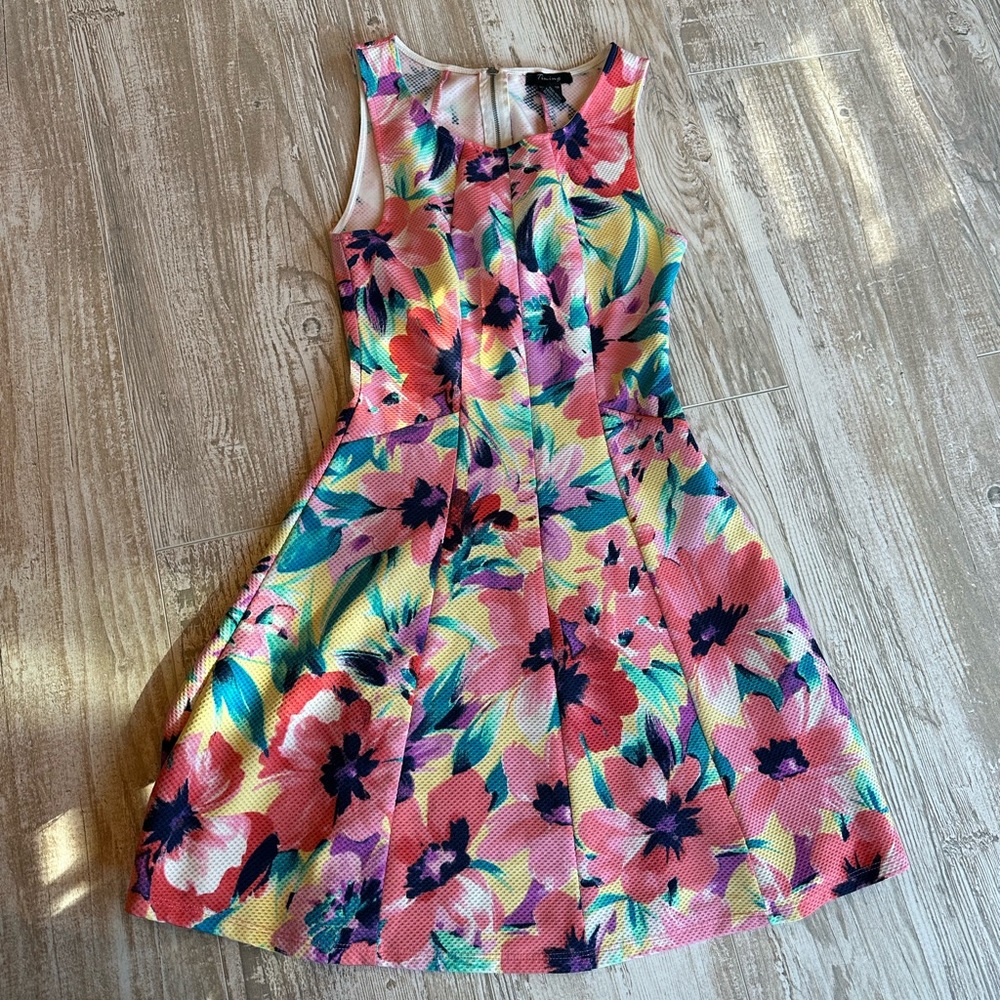 Timing brand Dress